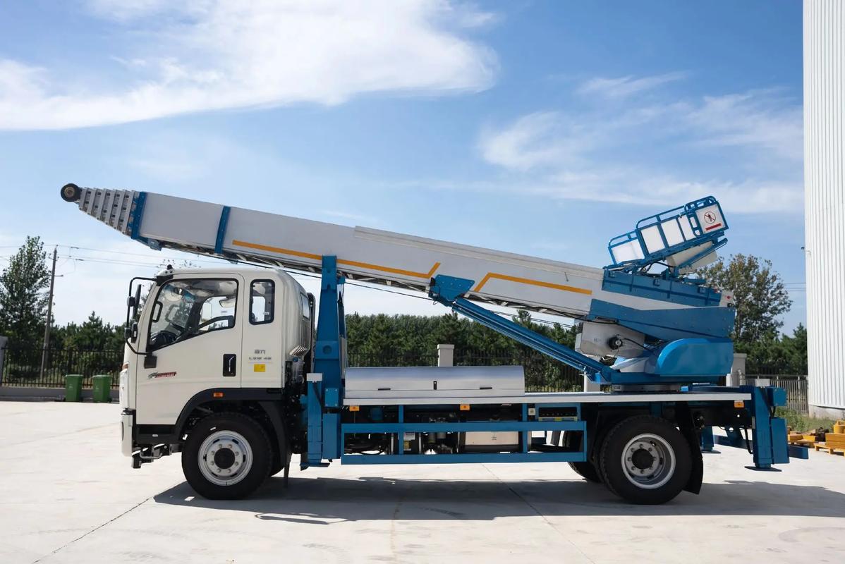 泾县云梯上料车租赁费用