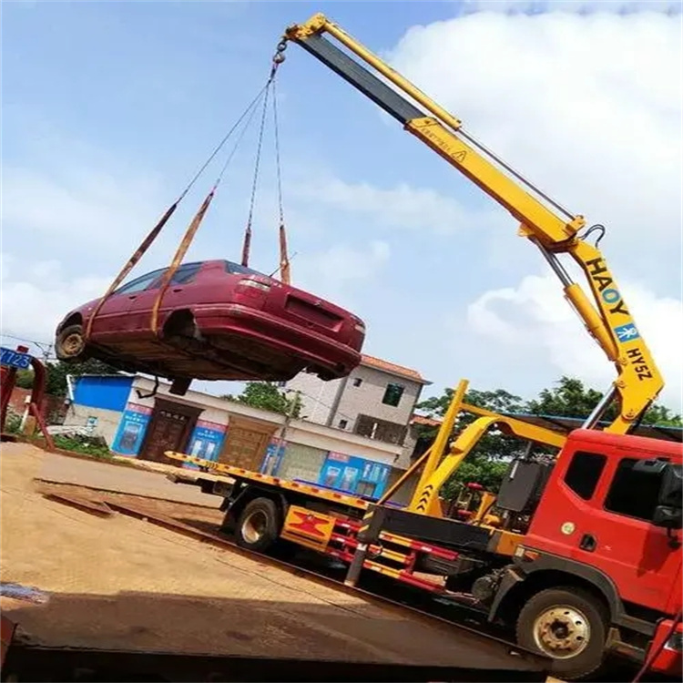 泾县吊车吊汽车的正确方法